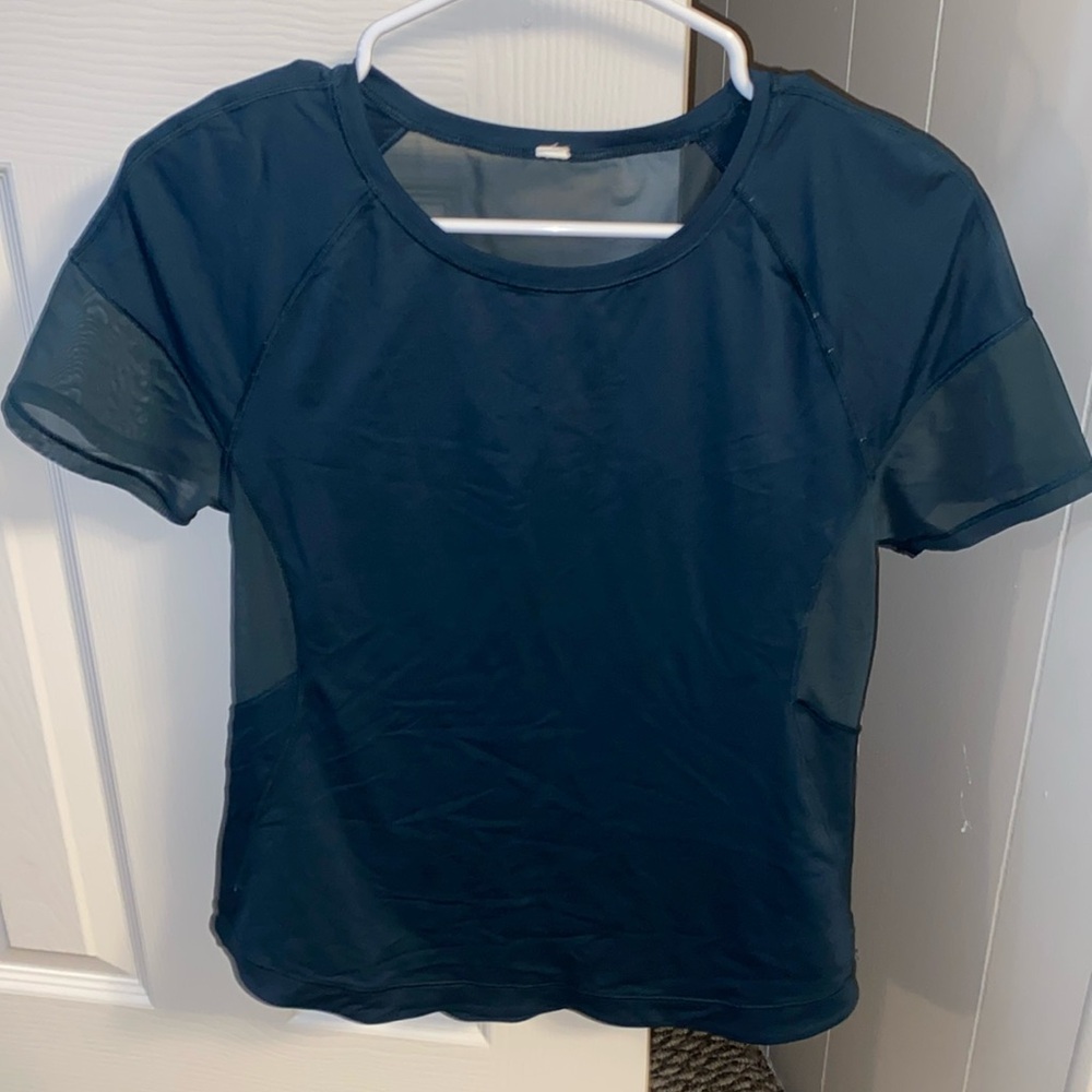Dark Blue lululemon top with mesh back and sleeve